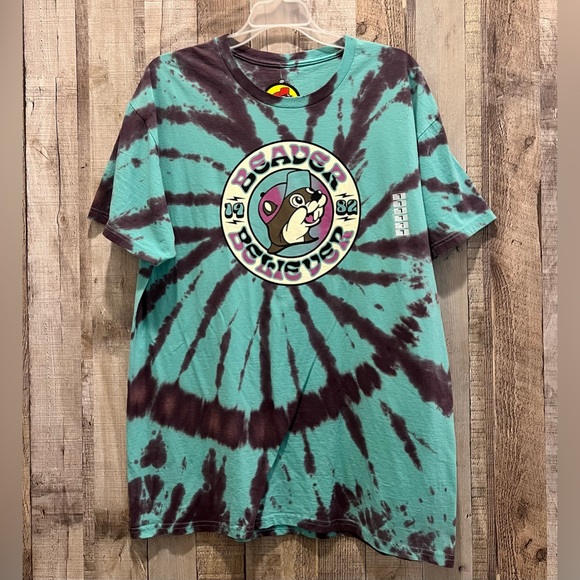 Bucees Tops - Bucees NWT Shirt Size Large